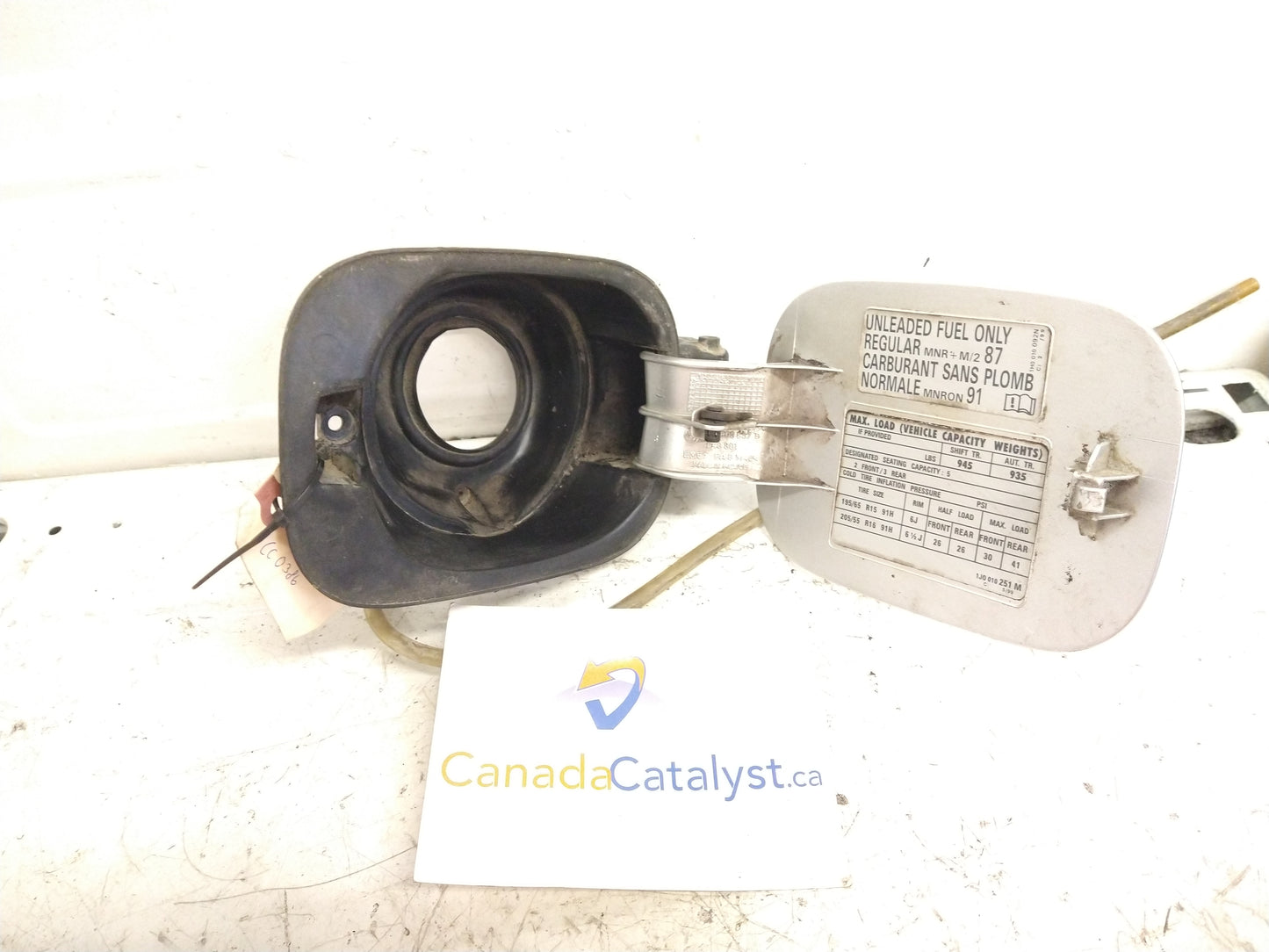 MK4 Jetta Fuel DOOR LA7W