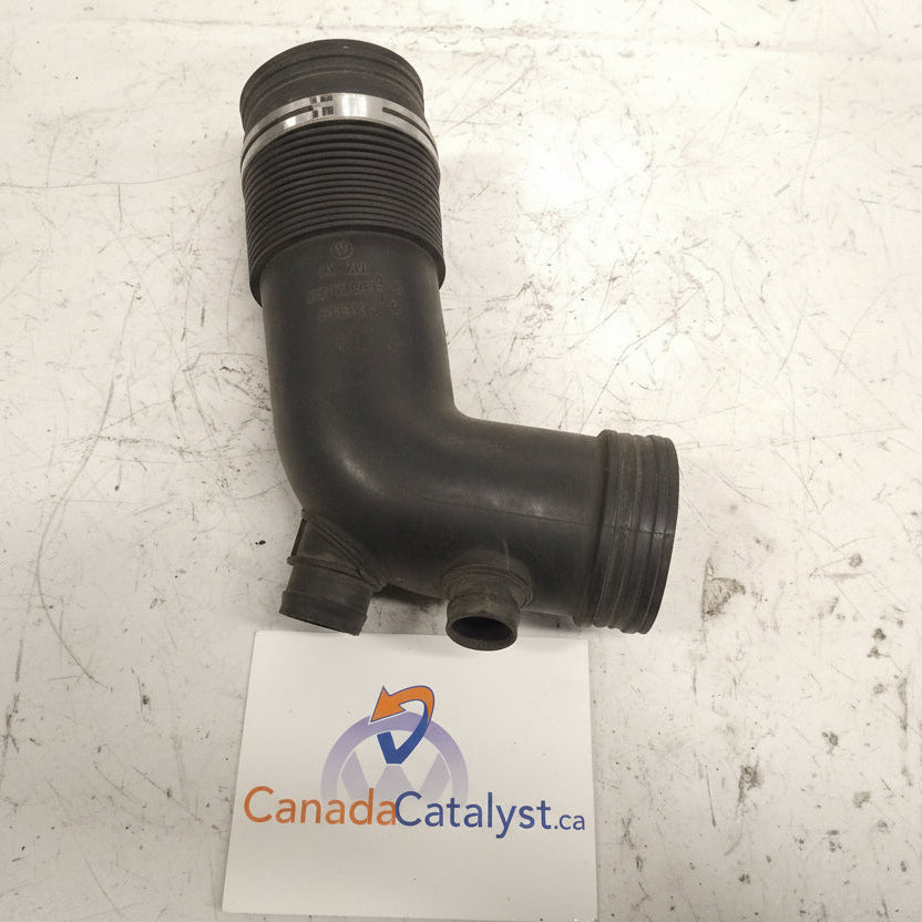 MK5 2.5L Air Intake Hose 07K129684