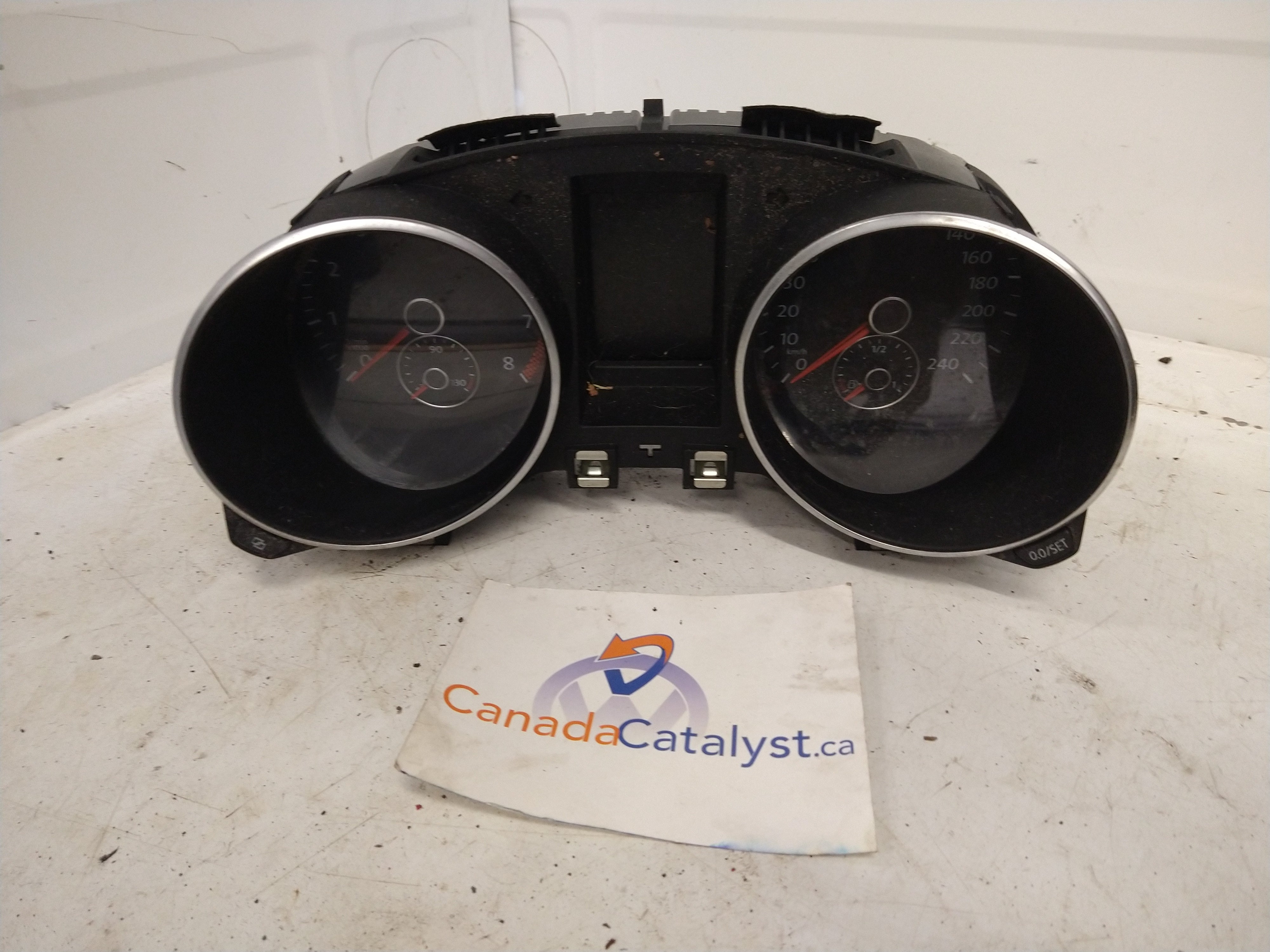 Golf Wagon 2.5L 5sp Instrument CLUSTER V DUB HUB