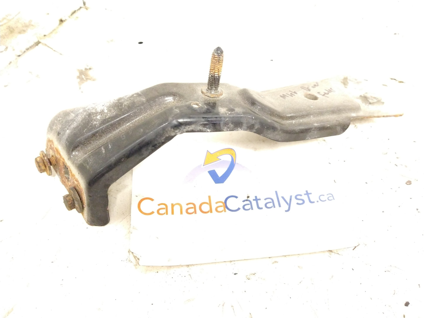 MK6 Jetta Front Driver FENDER SUPPORT