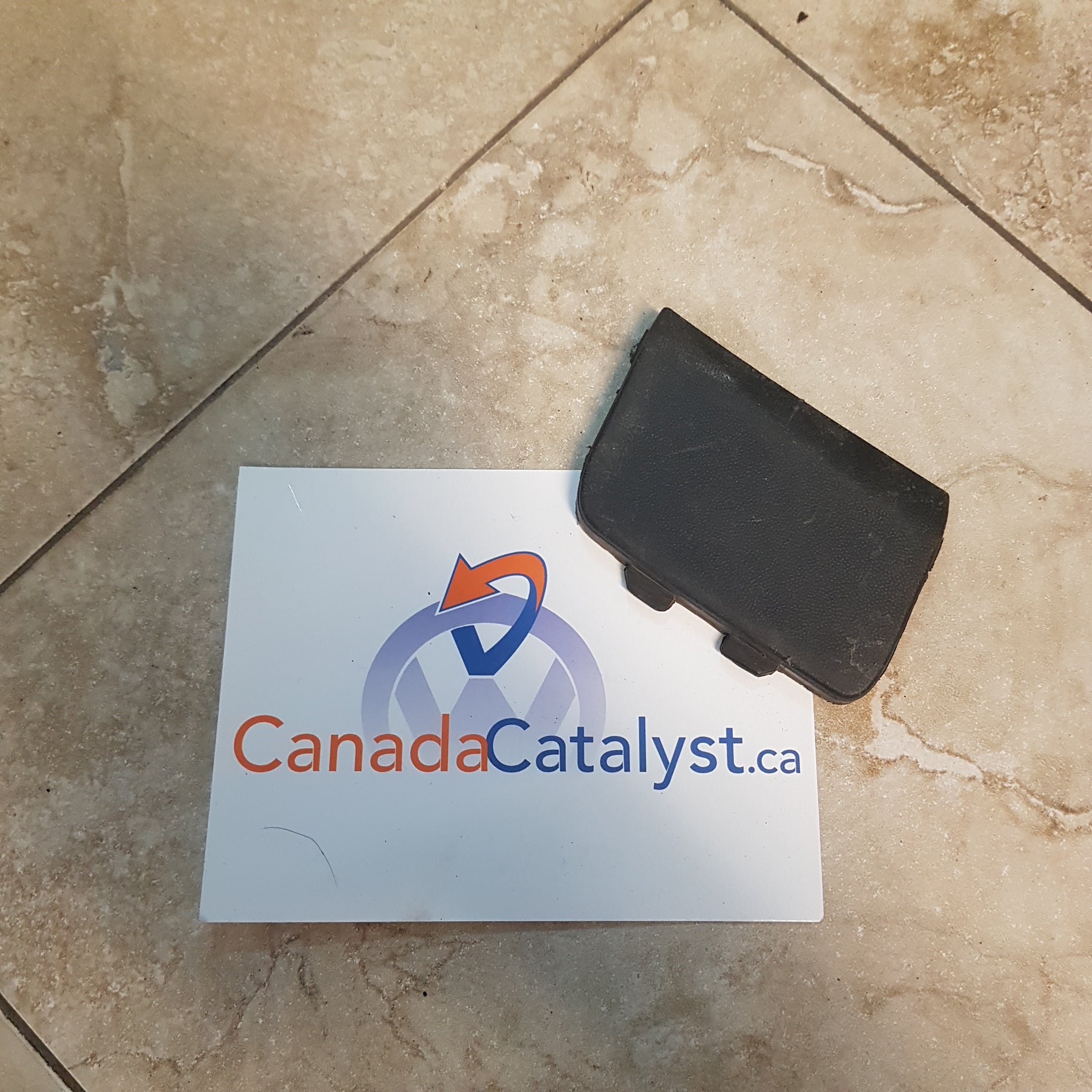 MK5 Jetta Sedan Rear Bumper Tow Hook Cover CAP 1K5807441A V DUB HUB