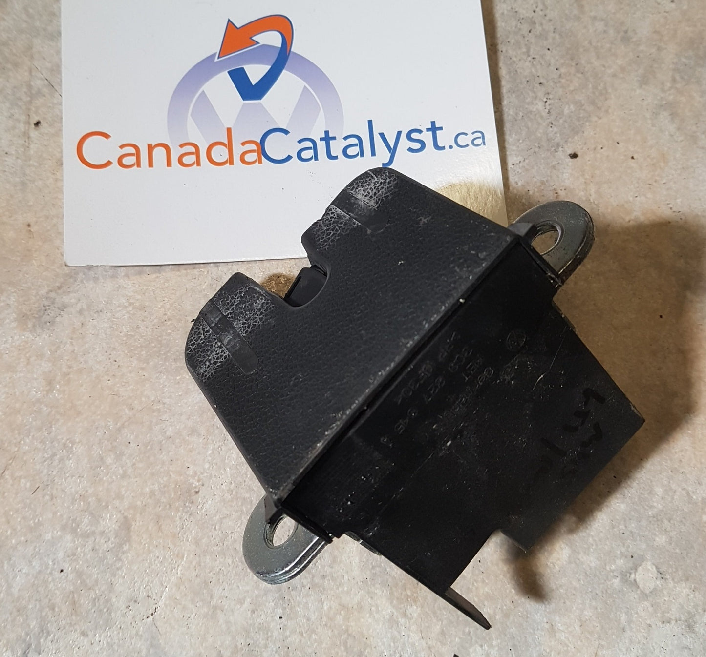 MK5 Golf/GTI/Rabbit Hatch Back TRUNK LATCH 3C9827645A