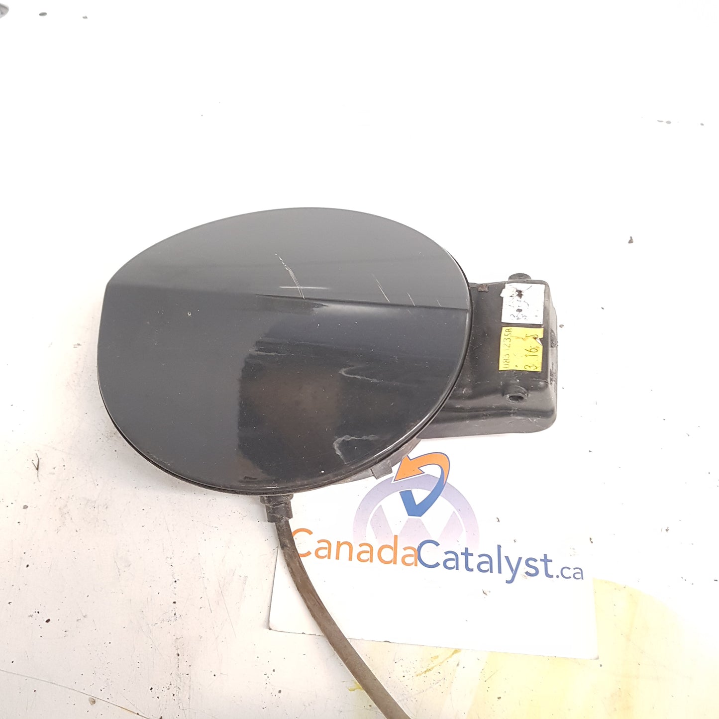 CC Fuel DOOR L17F 3C8809857