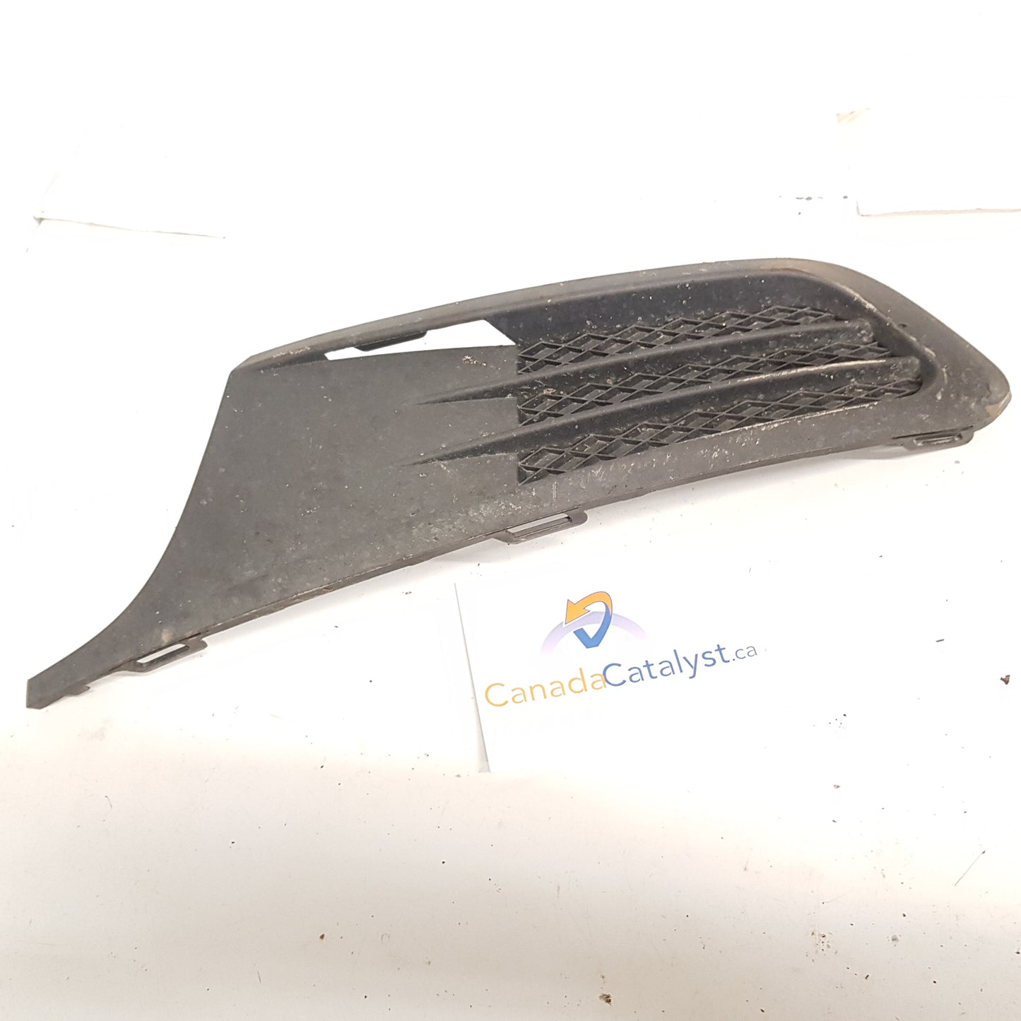 MK6 Jetta Driver Lower GRILLE 5C6853665