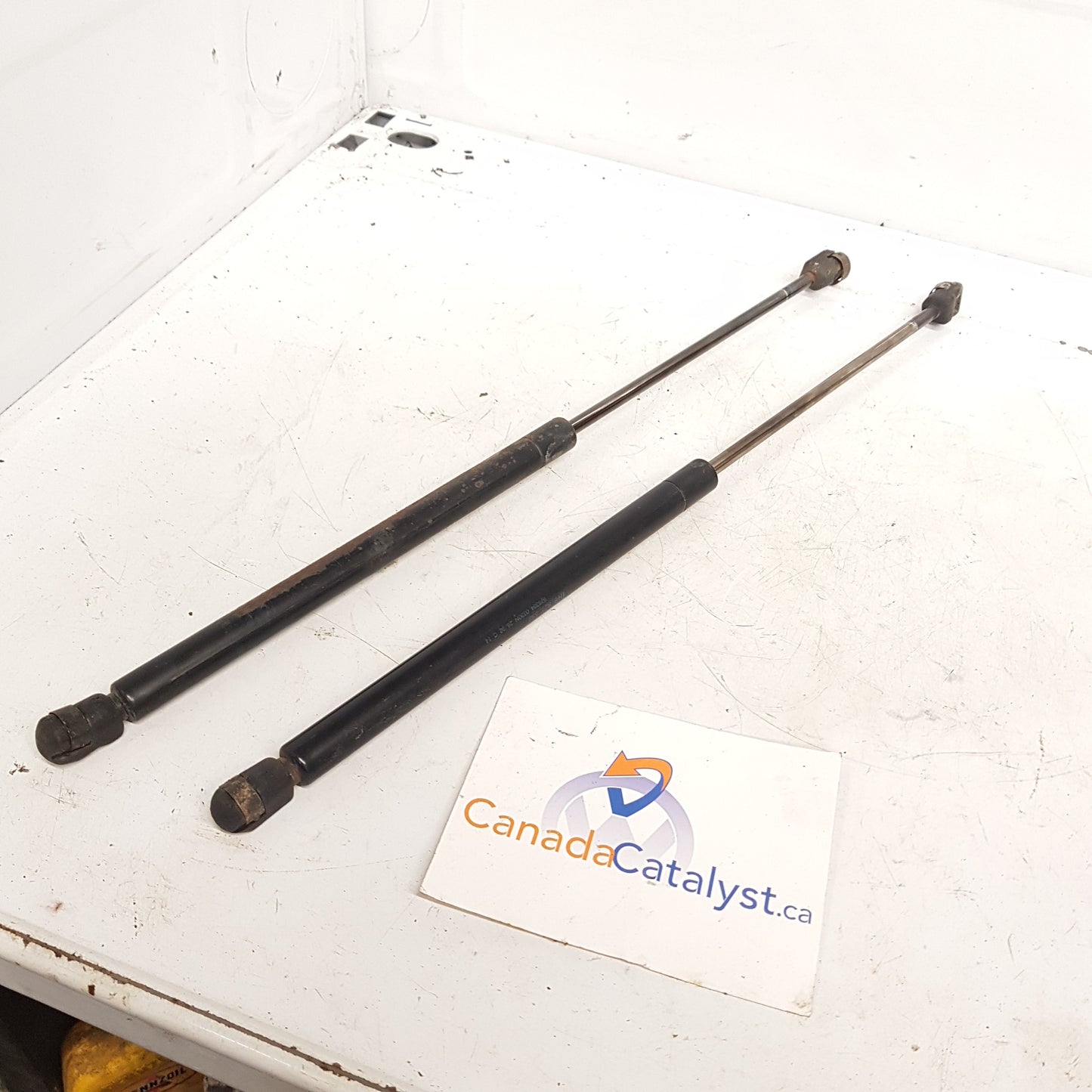 MK3 Golf Hatch Lift SUPPORT