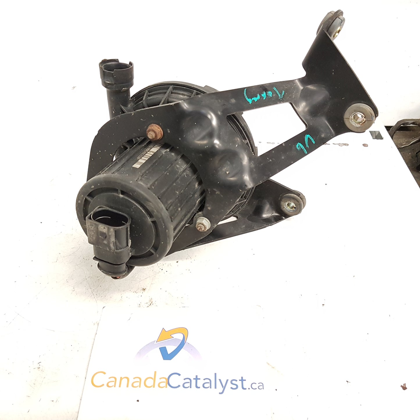 Touareg 3.2L Secondary Air Injection Pump