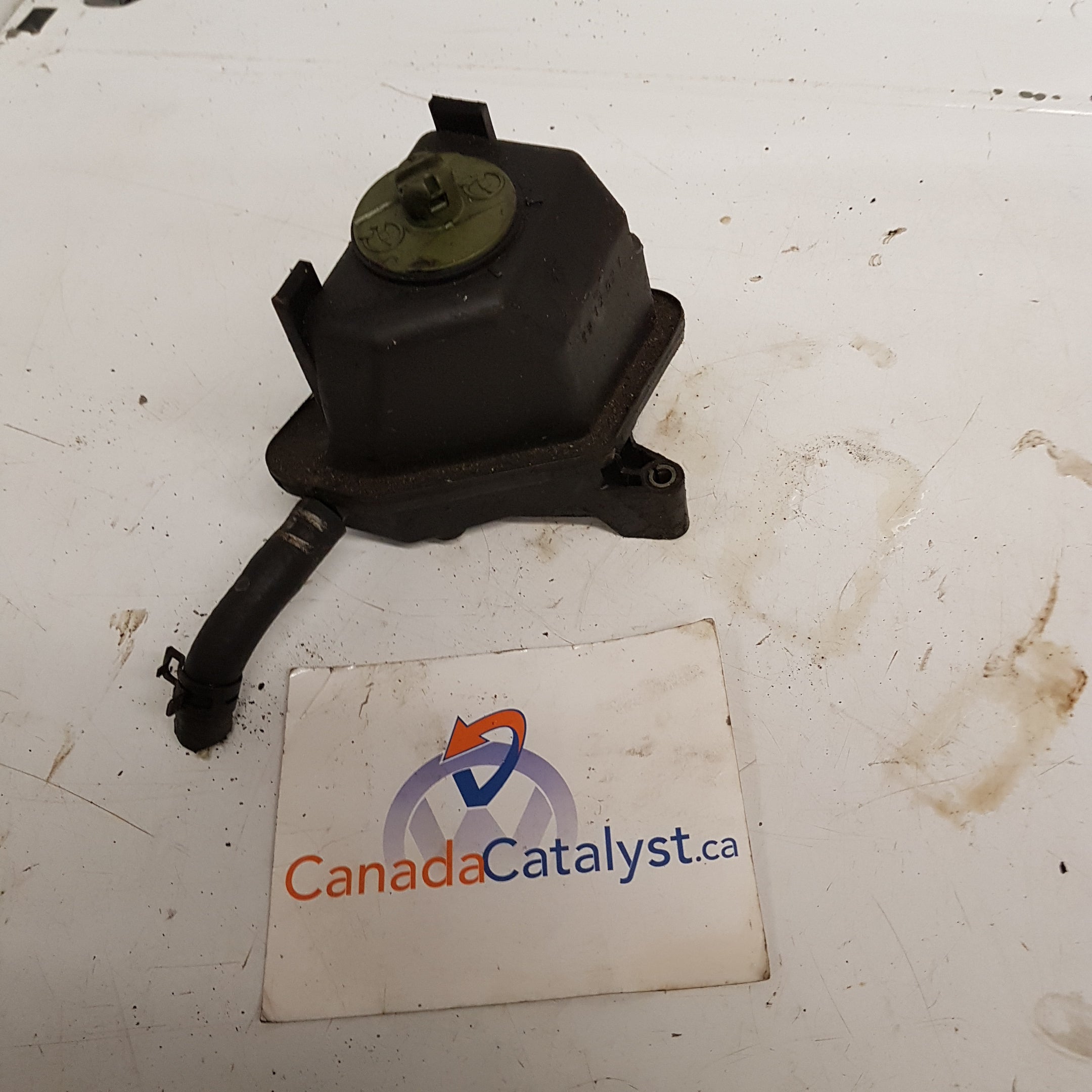 MK4 Power Steering RESERVOIR 1J0422371CN V DUB HUB