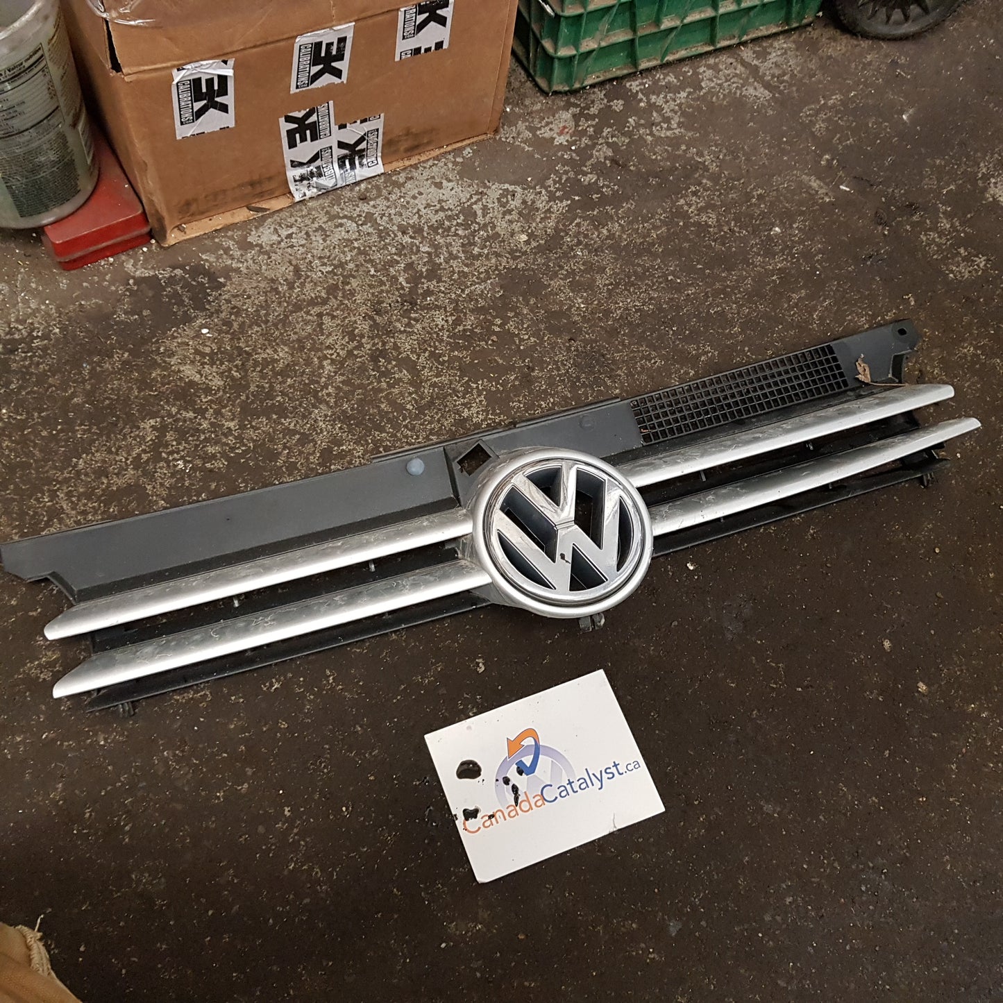 MK4 Golf Upper GRILLE LD7W