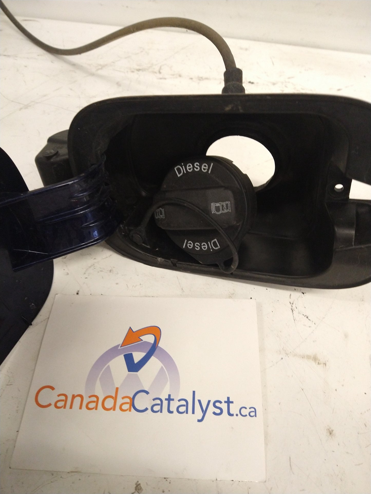 MK5 Jetta Fuel DOOR LD5Q