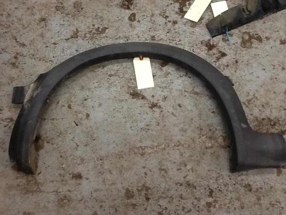 MK2 Jetta Passenger Wheel Arch Plastic TRIM - V DUB HUB