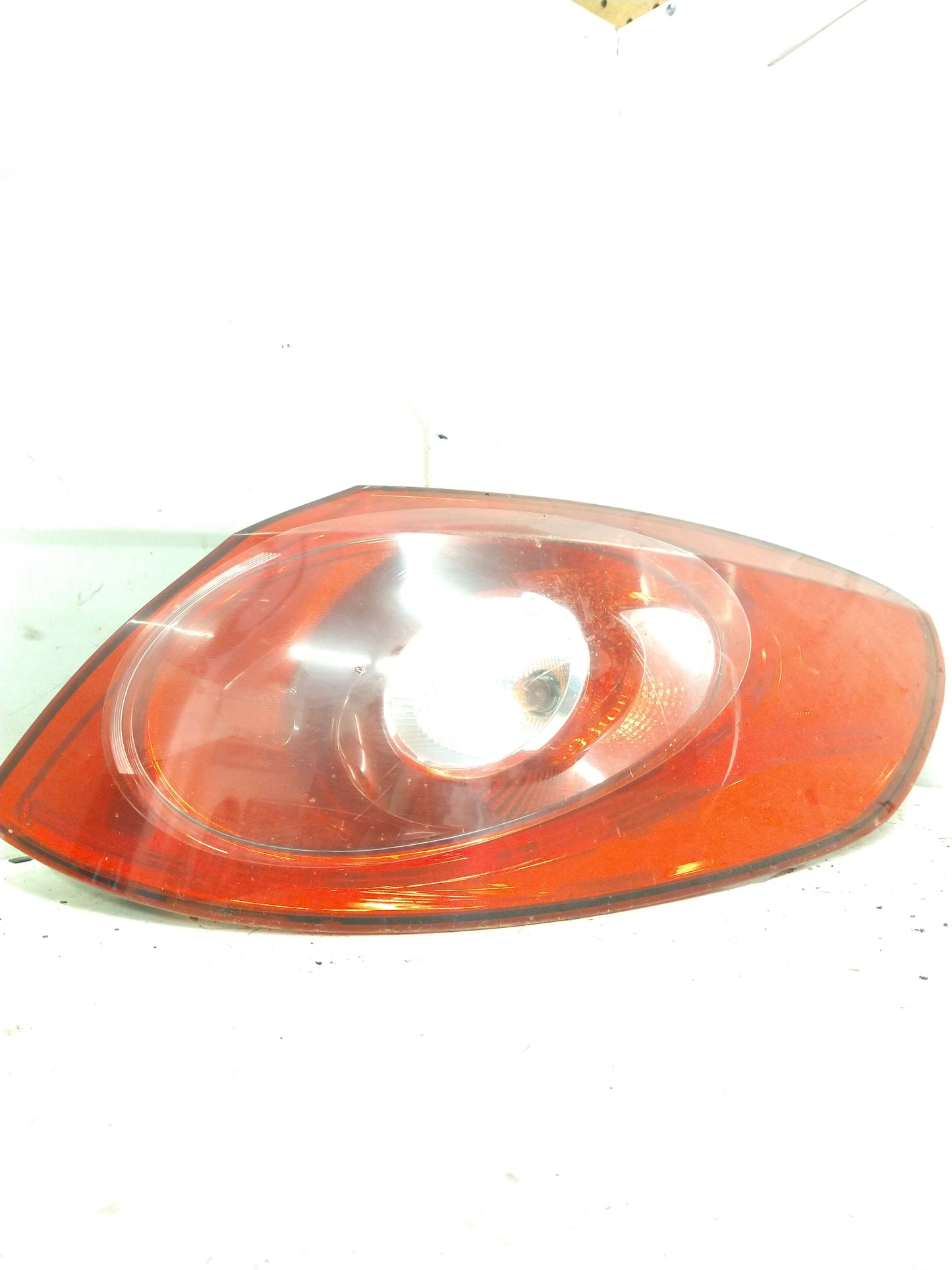 CC TAIL LIGHT bulb holder 3C8945257