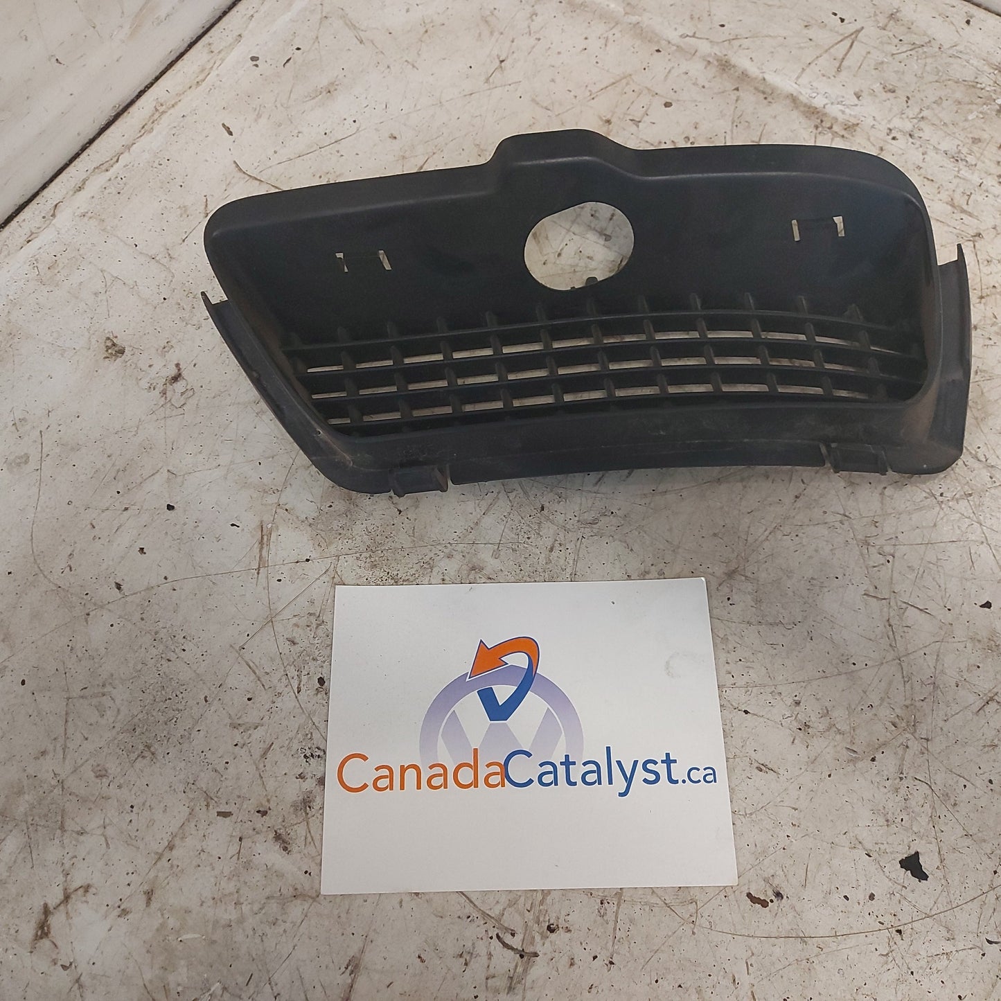 MK3 Driver Lower Grille 1HM853665A