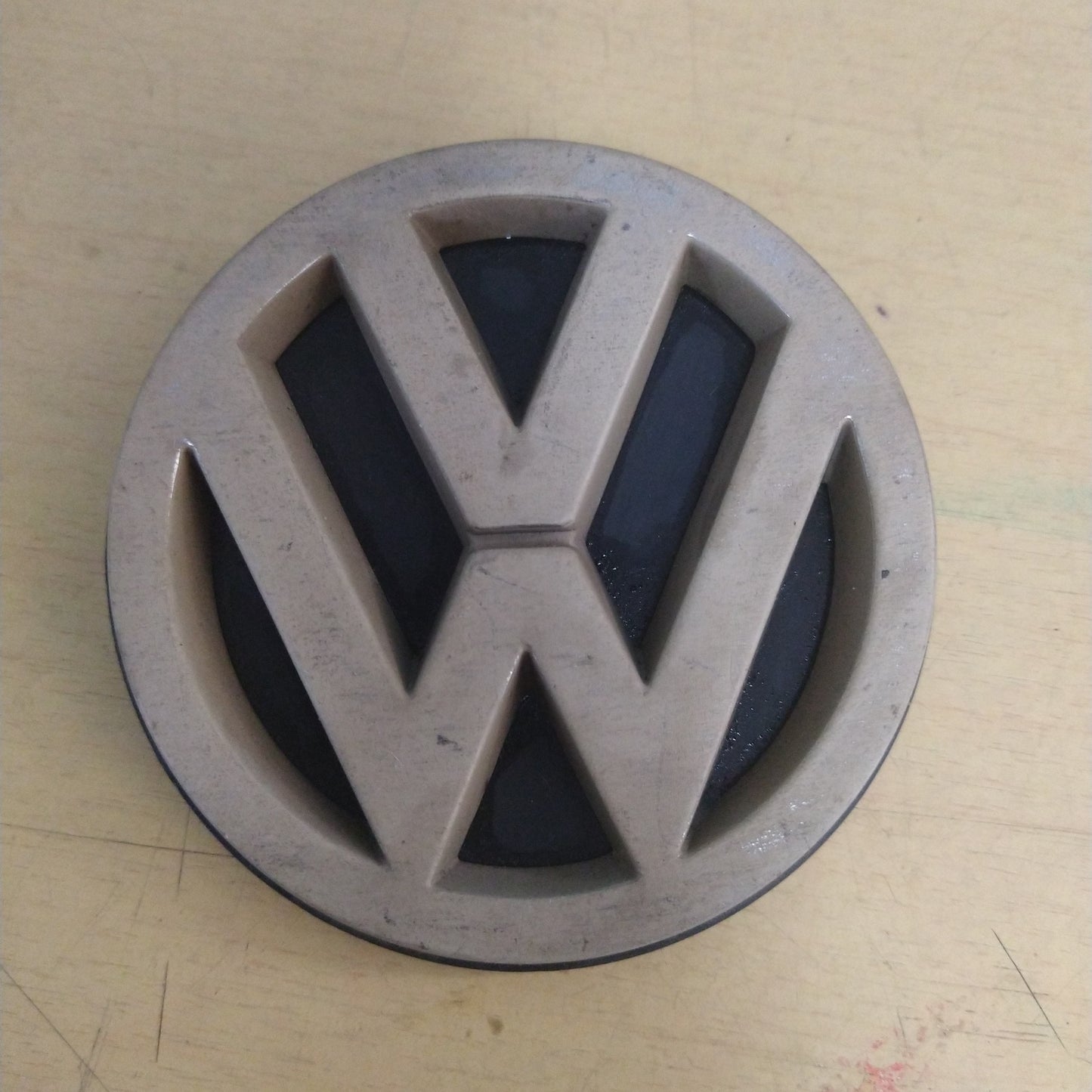 MK3 trunk emblem 1H5853630