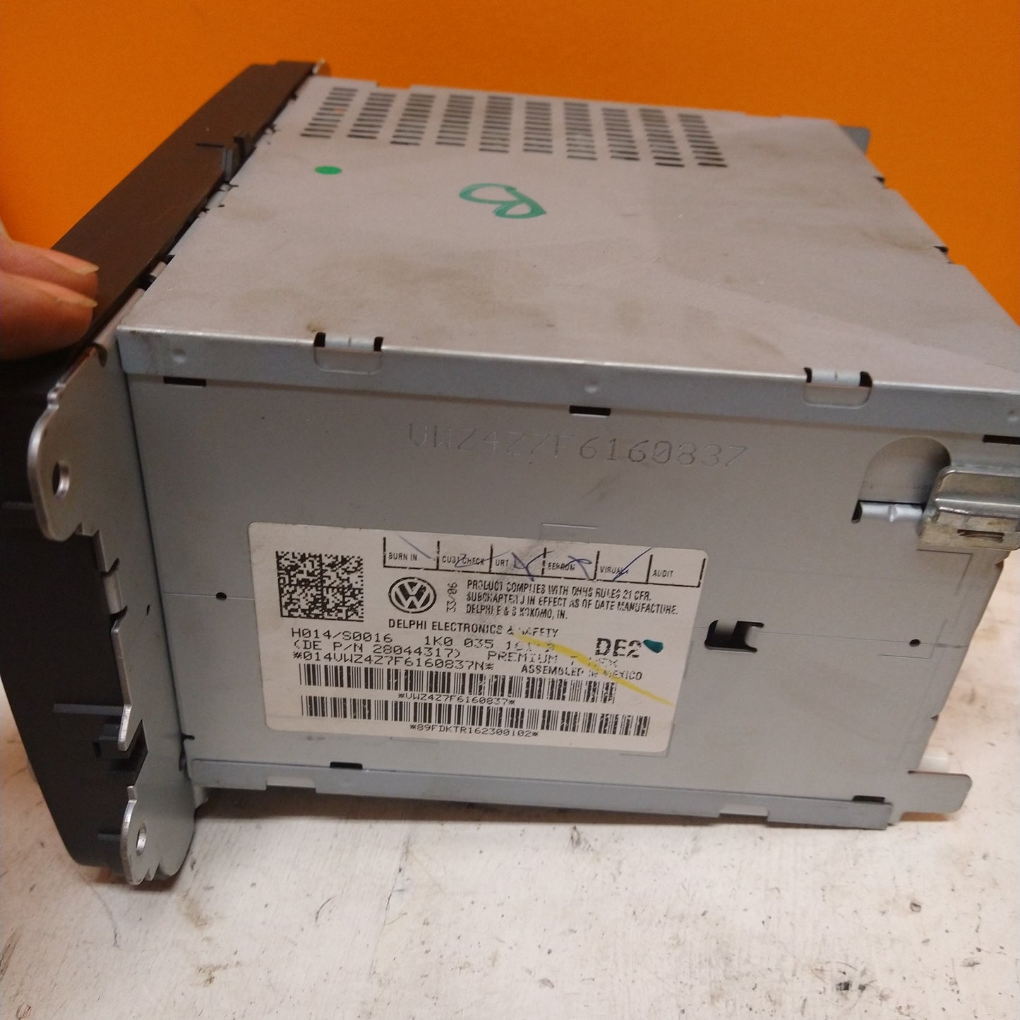 B6 MK5 Radio 1k0035161B
