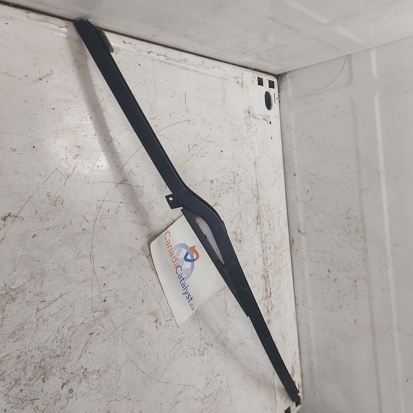 Mk4 golf rear pass door window guide