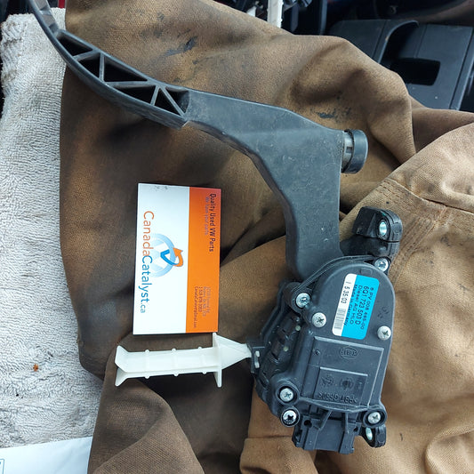 Mk4 tdi throttle pedal 6q1723503D