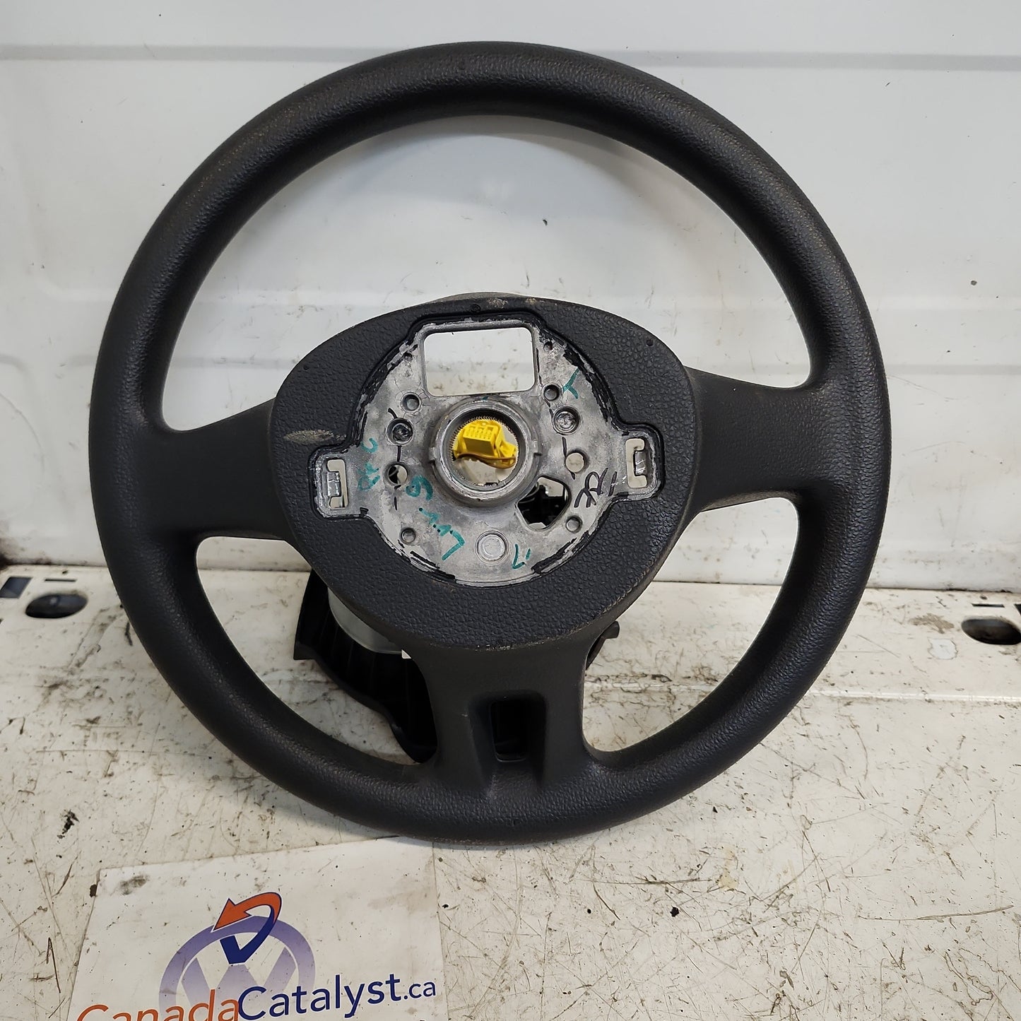 MK6 3 Spoke STEERING WHEEL 5C0419091AH81U