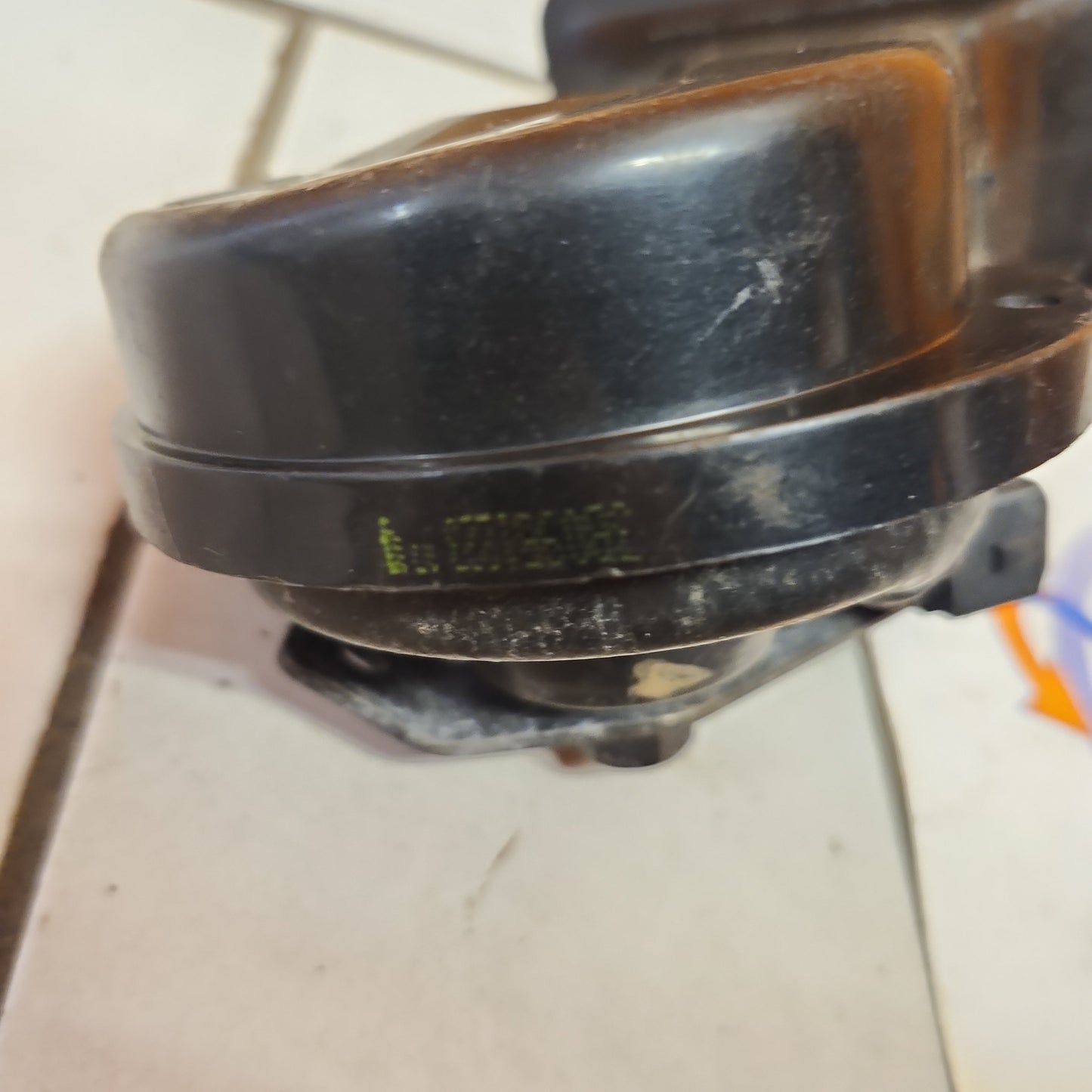 Klaxon TR99 HORN 0092018 with bracket