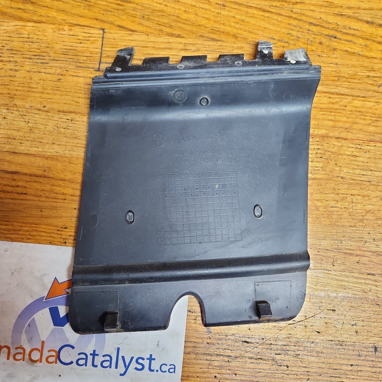B4 Tow Cover 3A5807441B