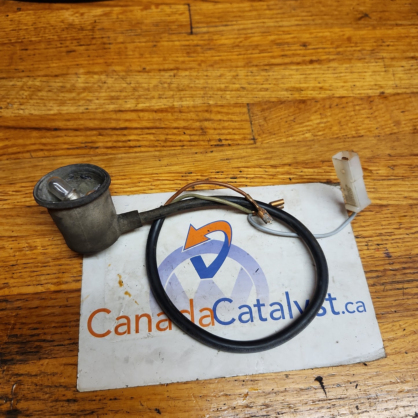 Cabriolet front bumper light 321945139