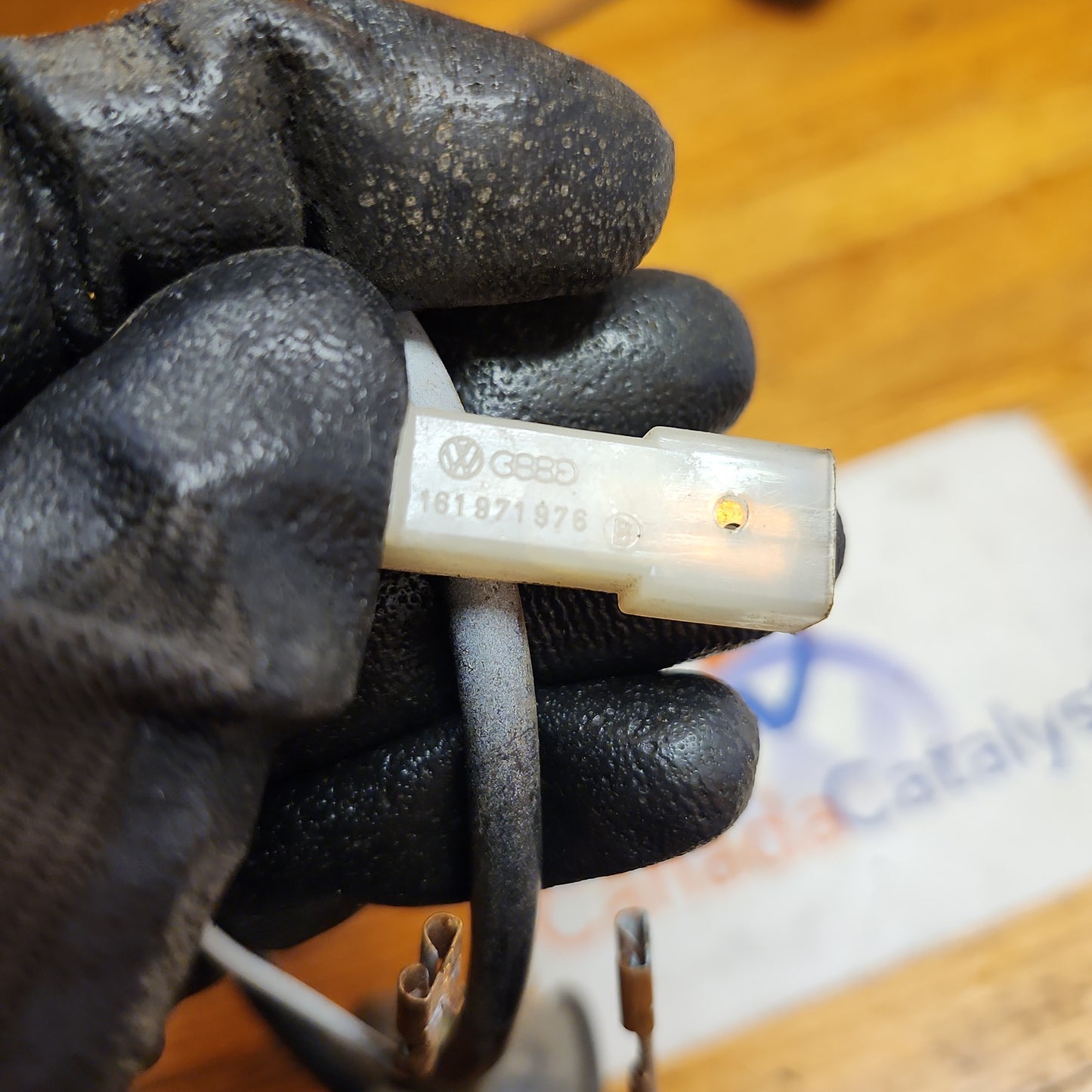 Cabriolet front bumper light 321945139