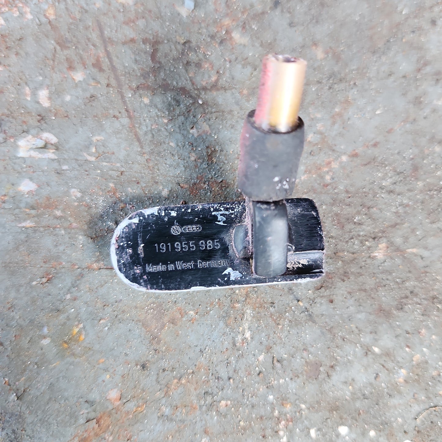 MK2 Windshield Washer NOZZLE 191955985