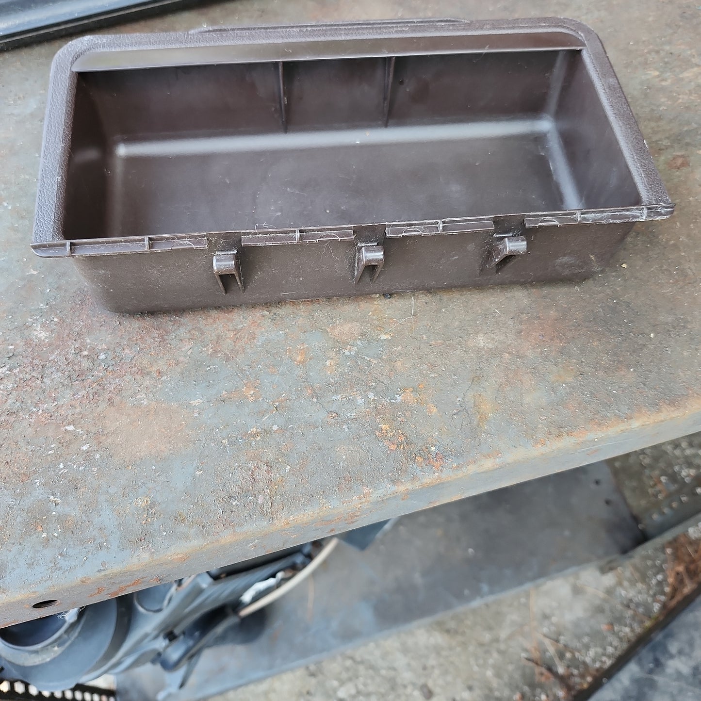 MK2 Tray 19185925b brown