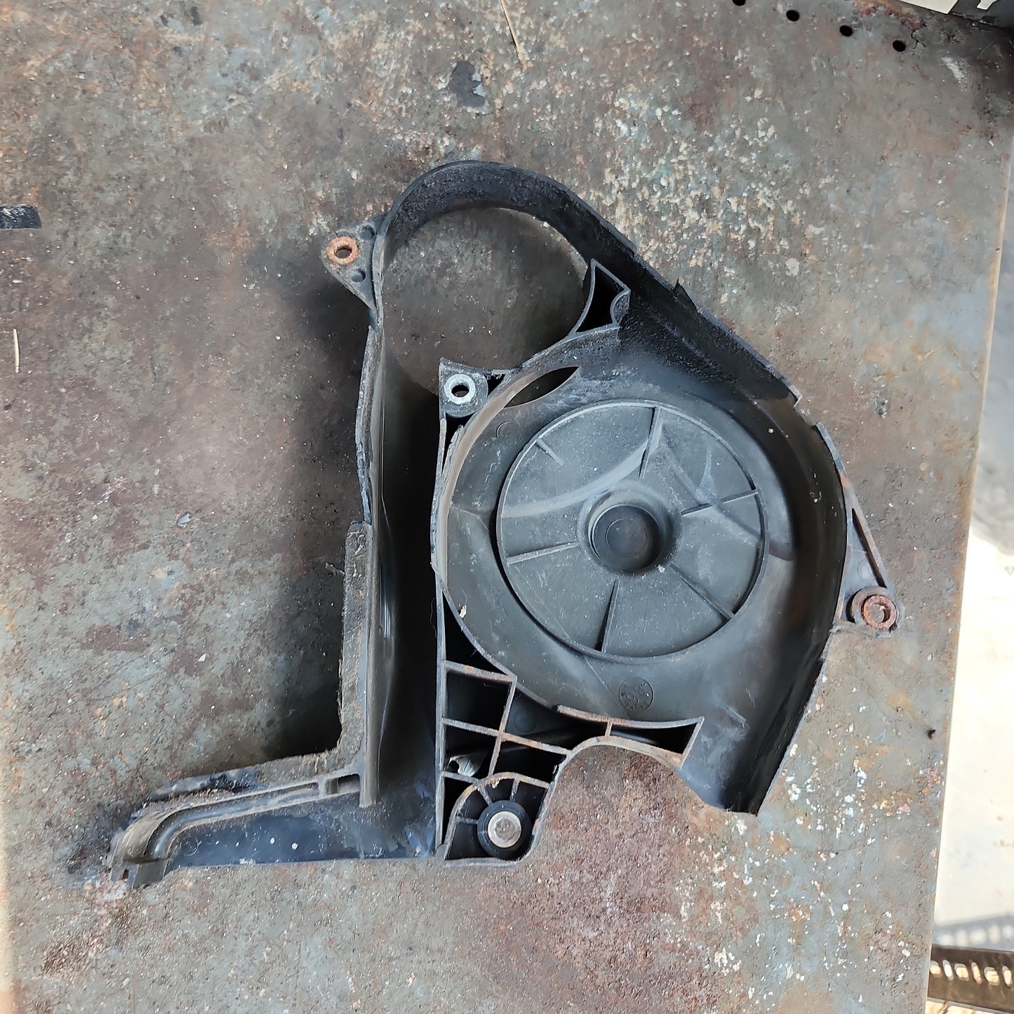 MK2 timing belt cover 049109175