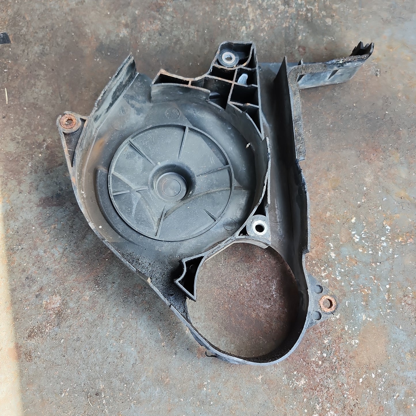 MK2 timing belt cover 049109175