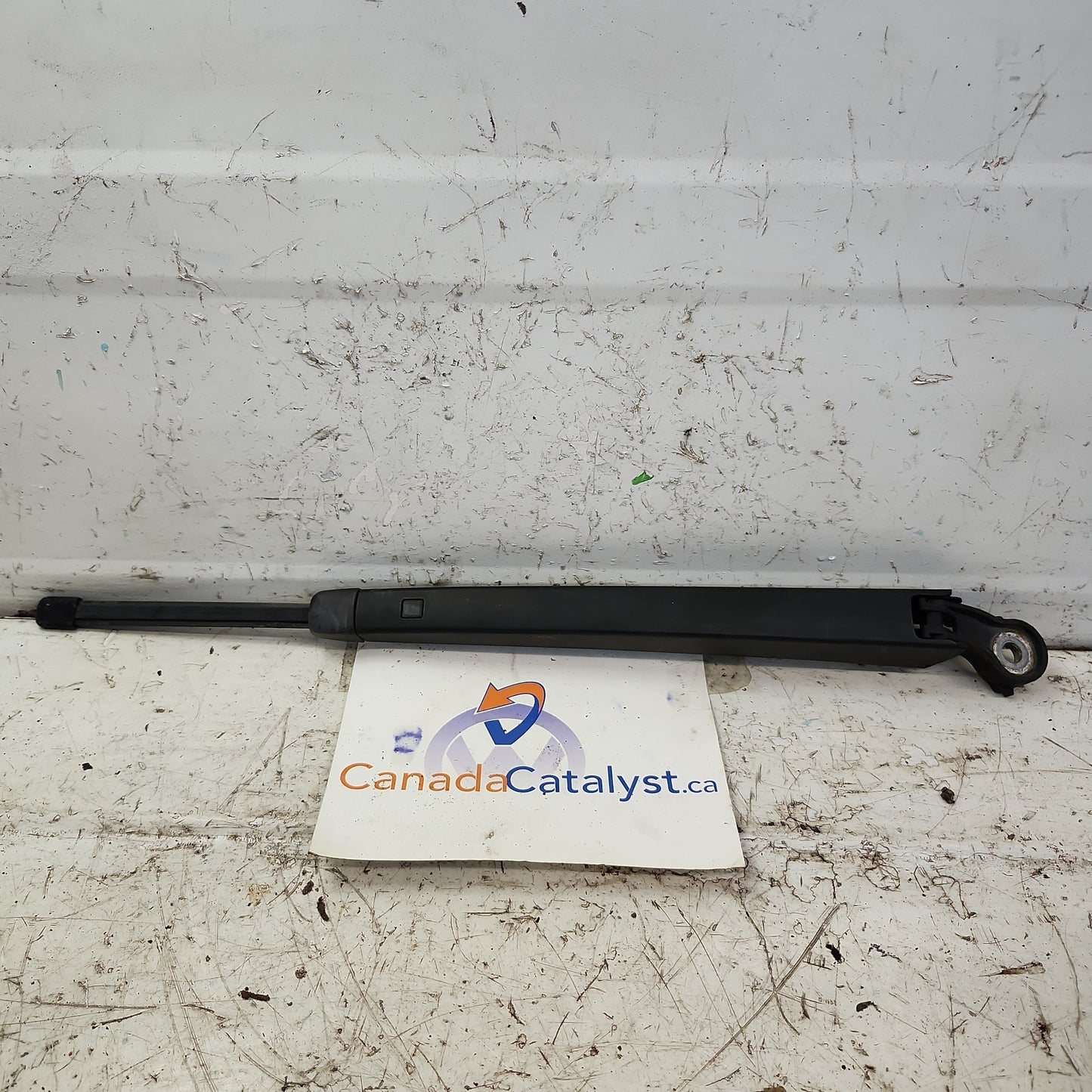 Back Glass Wiper Arm (Rear) 5K6955707B