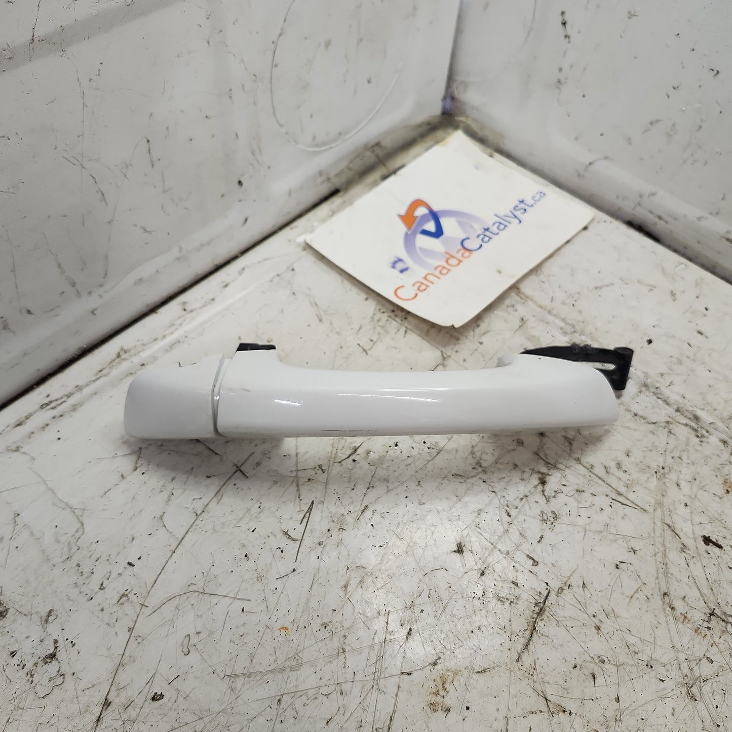 MK6 Jetta Passenger exterior DOOR HANDLE