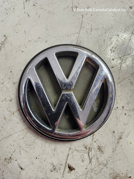 MK3 B4 trunk emblem 1H5853630B