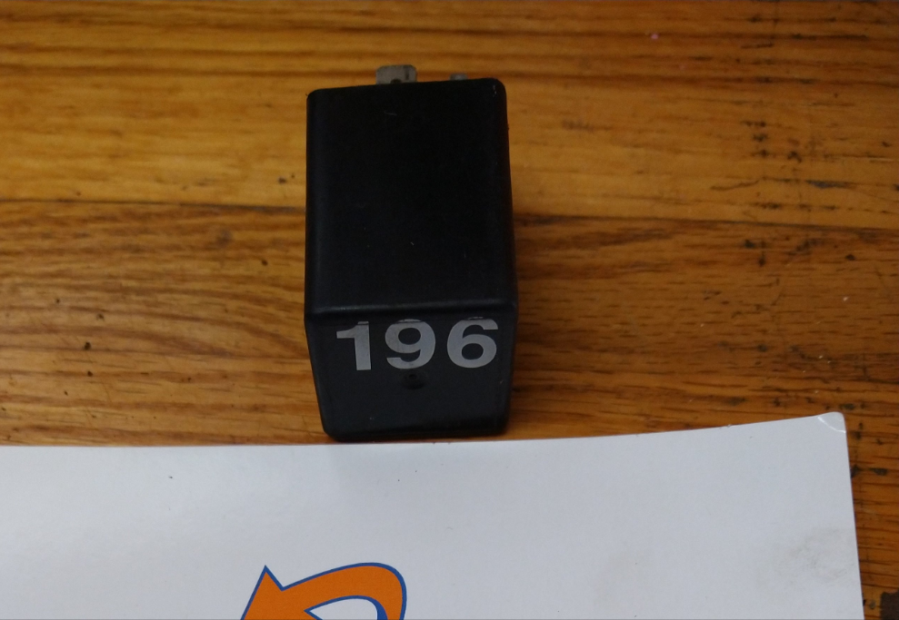 RELAY #196 -1HM955531C
