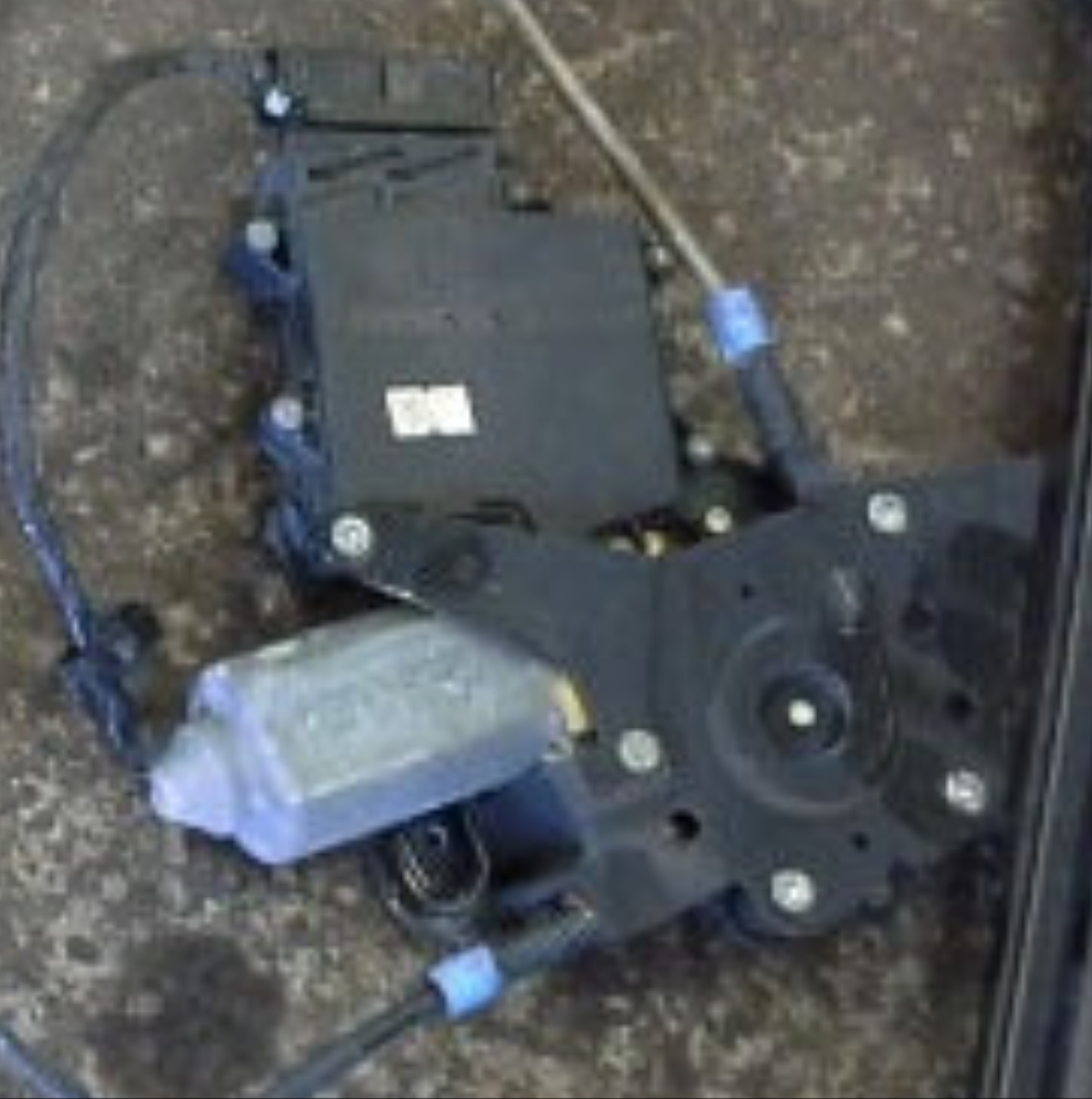 MK3 Cabrio Driver WINDOW  motor 1E0837401B