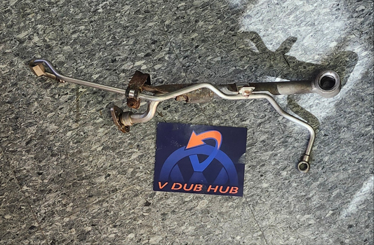 B7 Turbocharger Coolant Line 03L145535D 03L145736D with oil line 03L145771AN