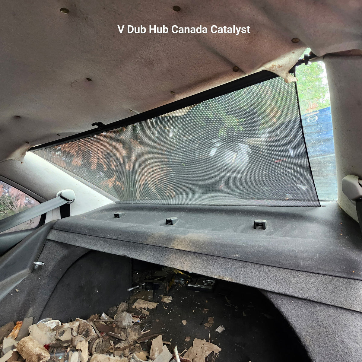 MK4 Jetta Rear Sunshade with C-Pillar Cover