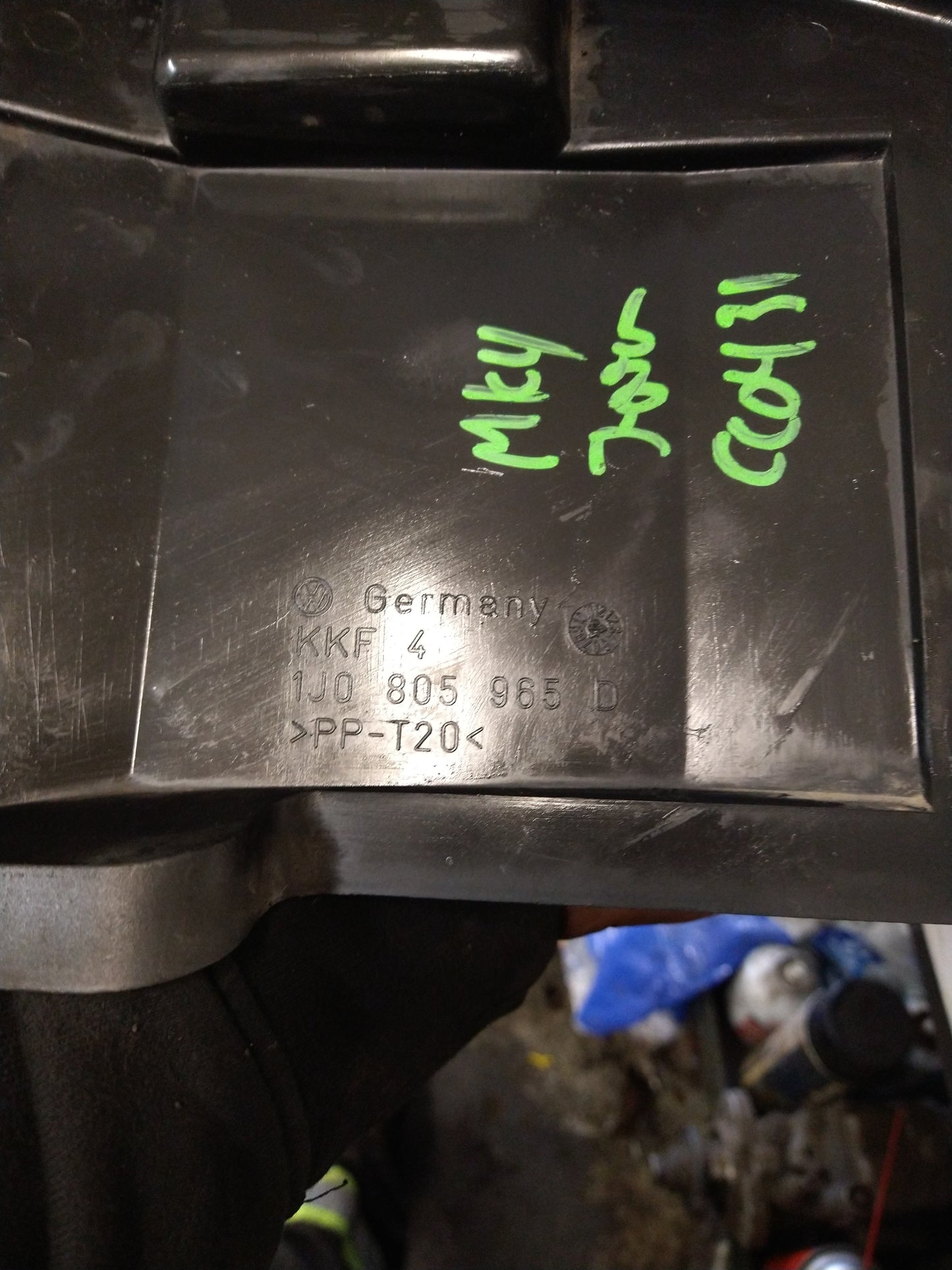 MK4 AIR Slide Valve Cover 1J0805965D