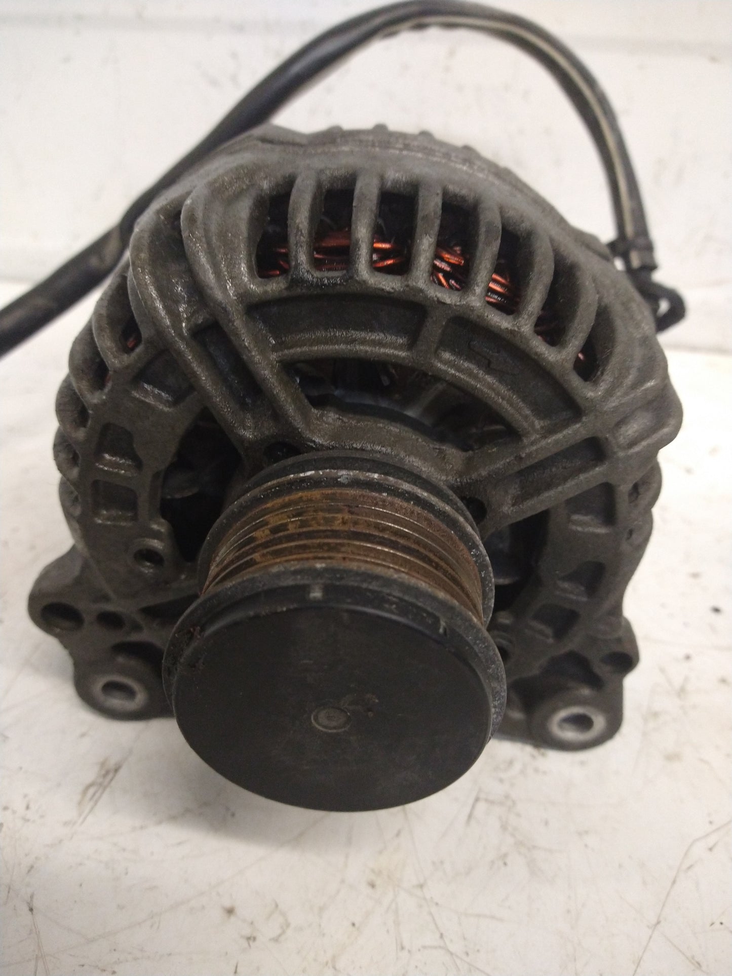 MK5 MK6 B6 Alternator Bosch 140 amp 06F903023F