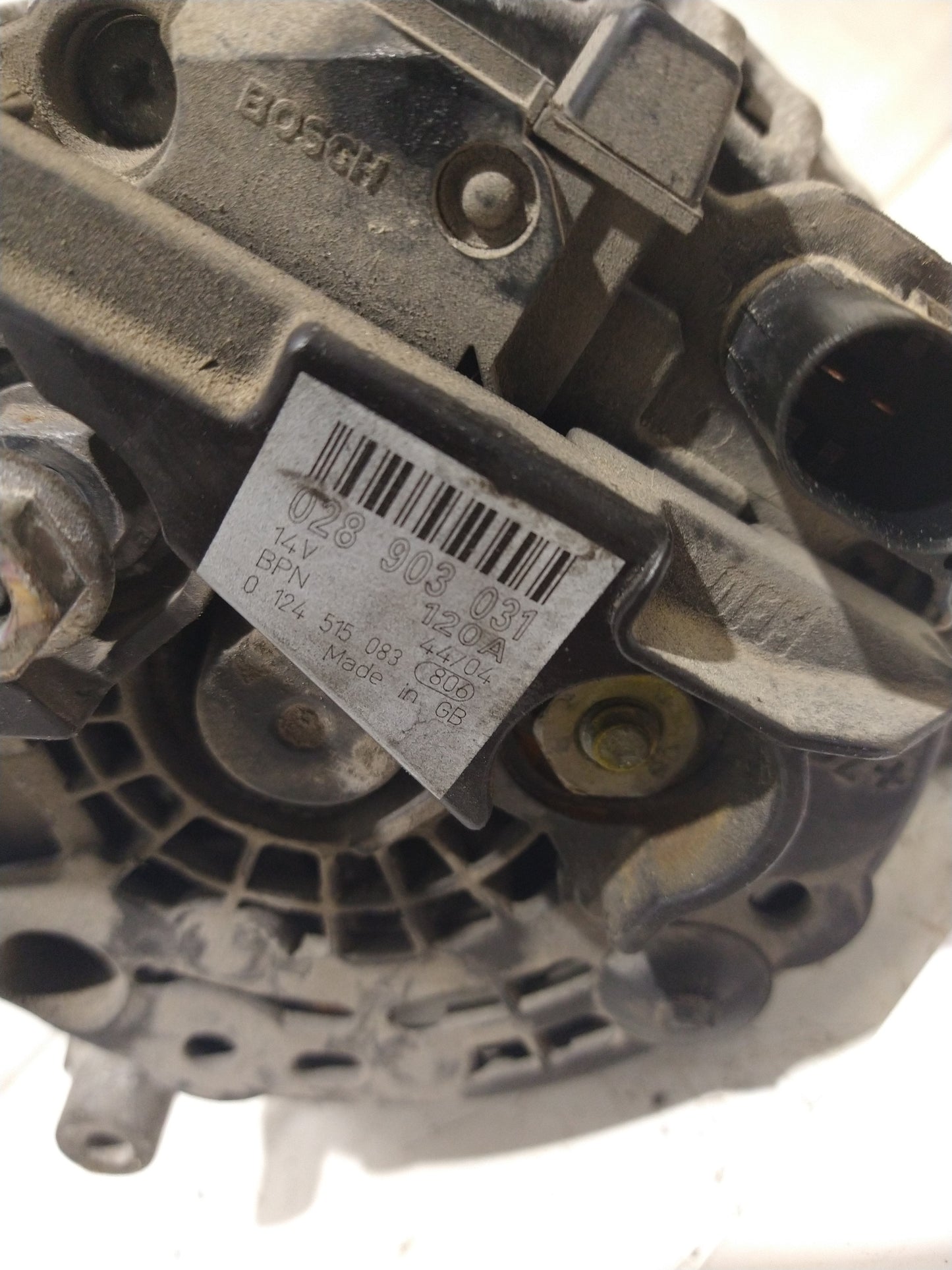 B5.5 ALTERNATOR TDI 120A 14V BOSCH 028903031