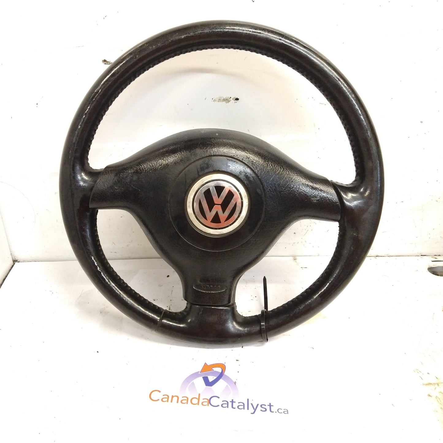 MK4 3 spoke STEERING WHEEL V DUB HUB