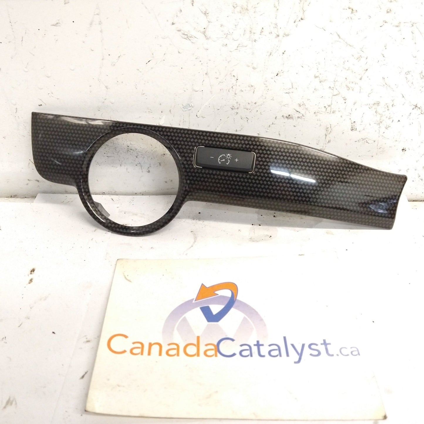 B7 Dash Trim 561857211E