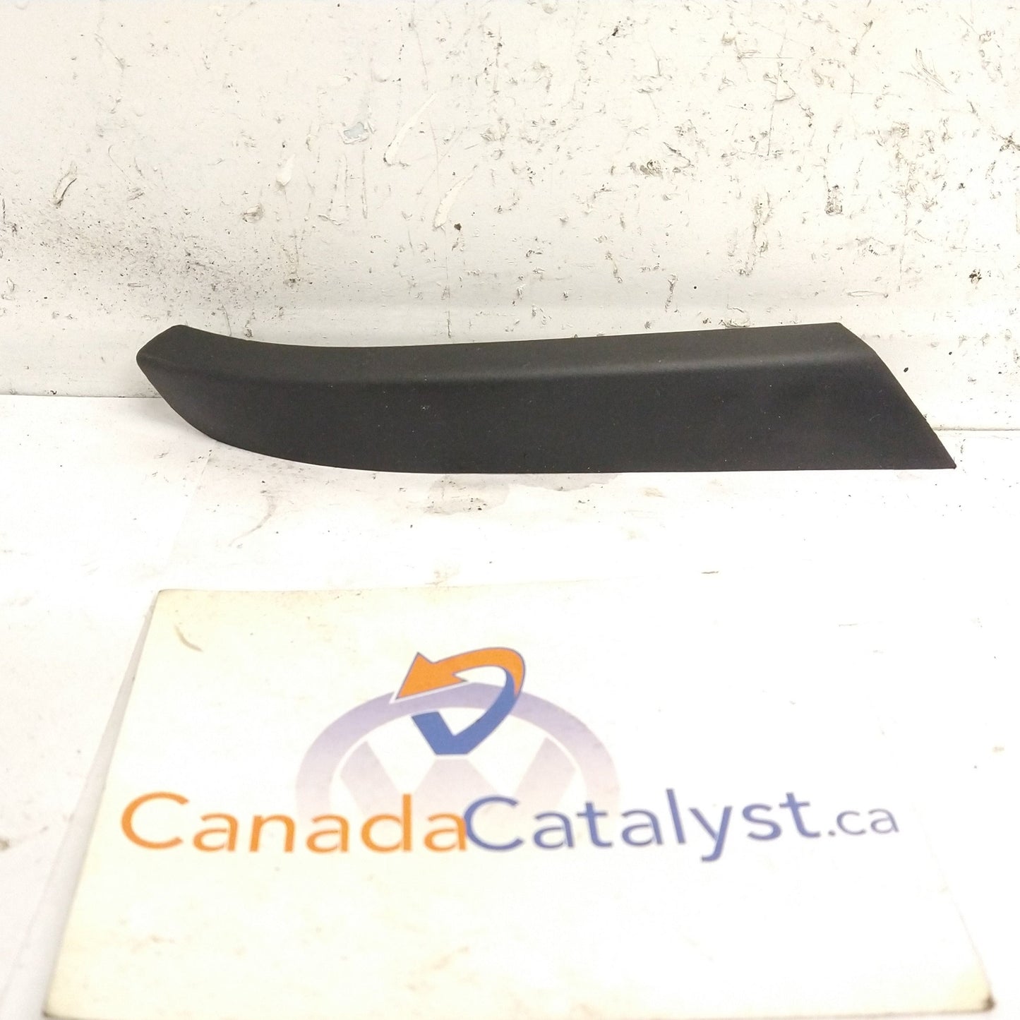 B7 interior door handle cover DRIVER 561867171A
