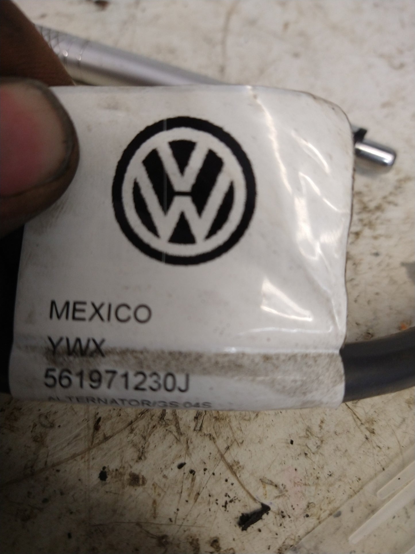 B7 Alternator WIRE HARNESS 561971230J