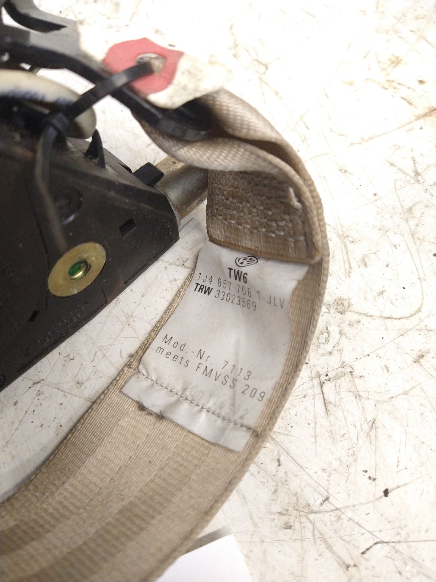 MK4 Beige/Tan Front Passenger SEAT BELT 1J4857706T