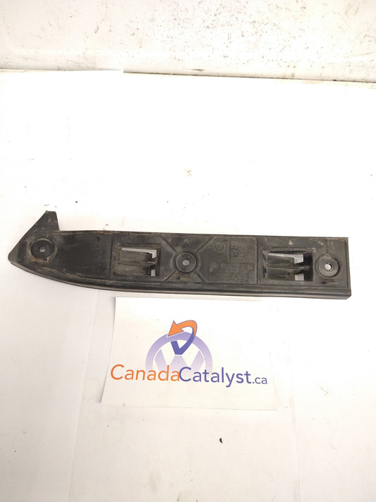 MK4 Golf/GTI Front Passenger Bumper Hanger 1J0807184A