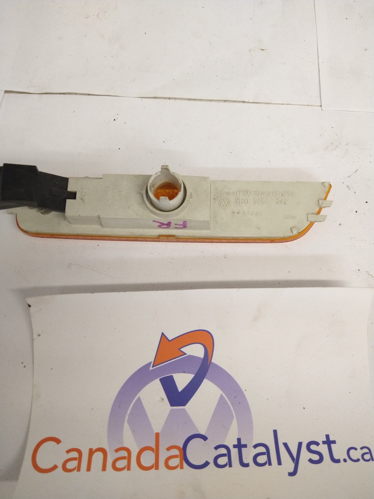 B5.5 Front Passenger Bumper LENS 3B0945072