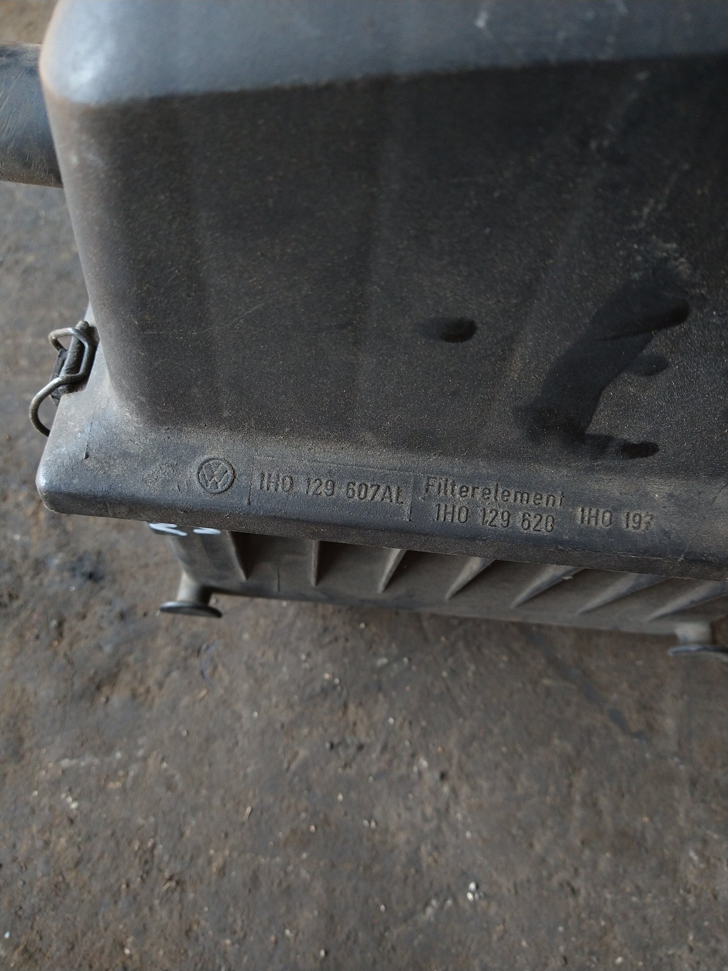 MK3 VR6 Air Box 1H0129607AL