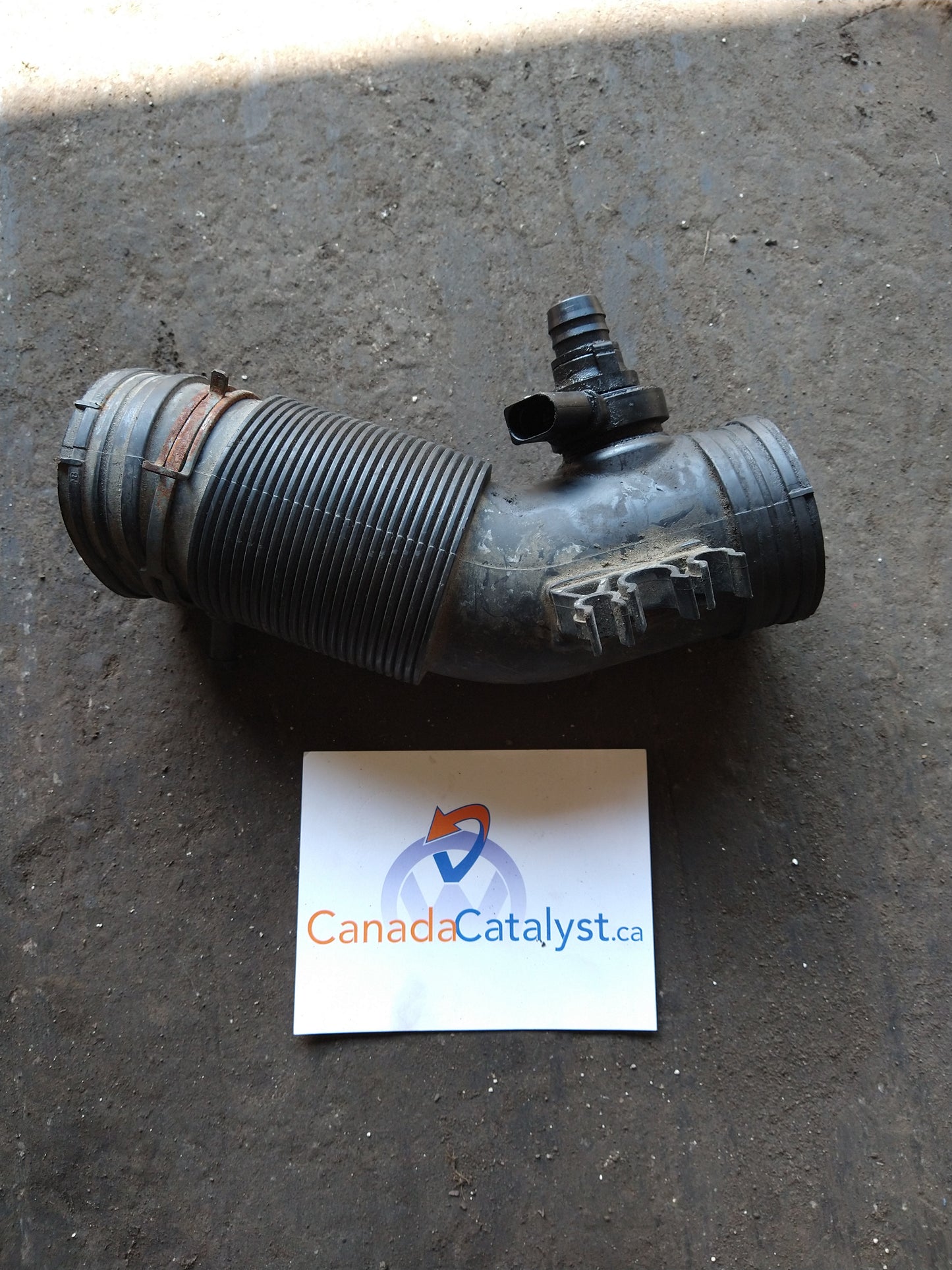 MK4 VR6 12V Air Inlet Pipe 1J0129684AA