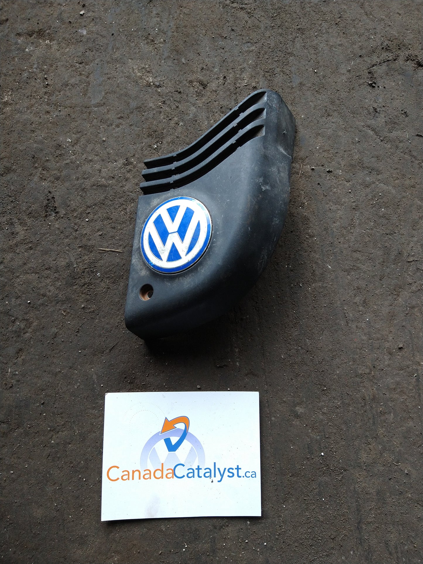 MK4 12V VR6 Engine Cover Emblem 021103935B