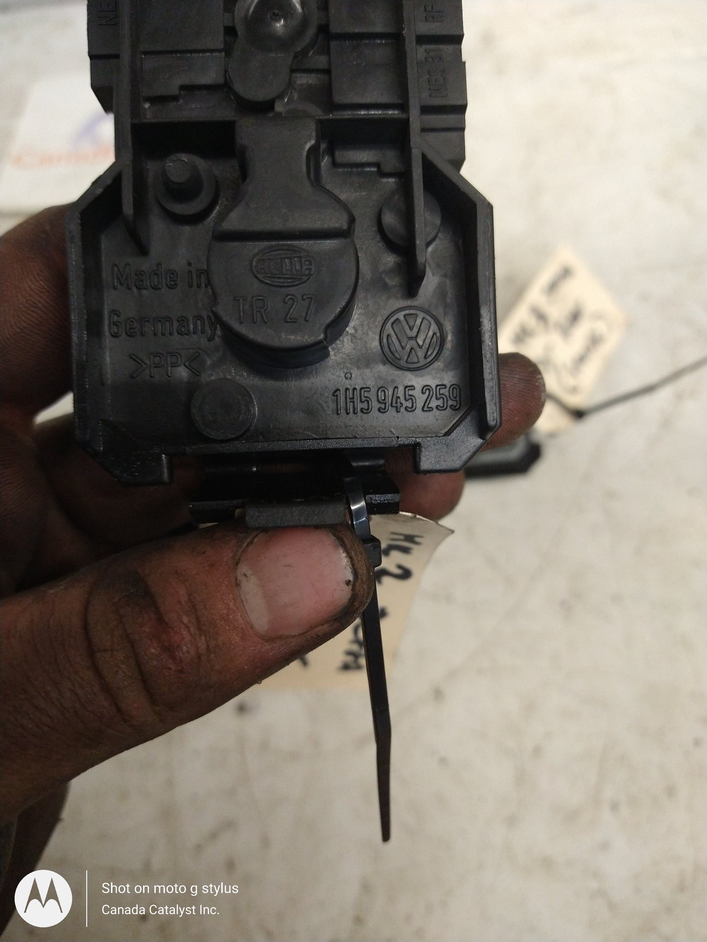 MK3 Jetta Tail light BULB TRAY 1H5945259